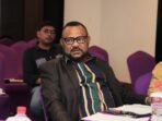 Wakil-Ketua-Majelis-Rakyat-Papua-MRP-Max-Abner-F.-Ohee-pembangunan-papua-696x464