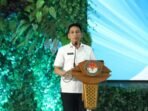wakil-menteri-dalam-negeri-akhmad-wiyagus-saat-memberikan-ar-ncpy